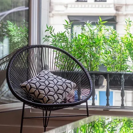 Arte V With Parking By Aston