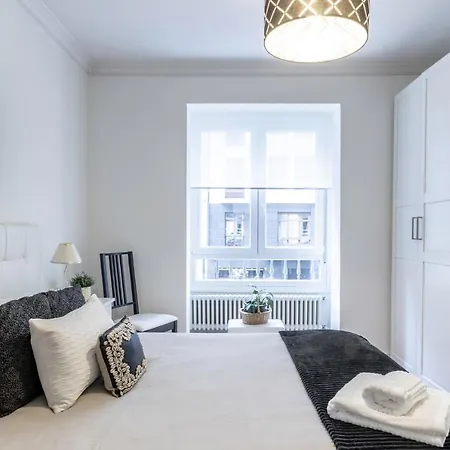 Arte V With Parking By Aston Bilbao