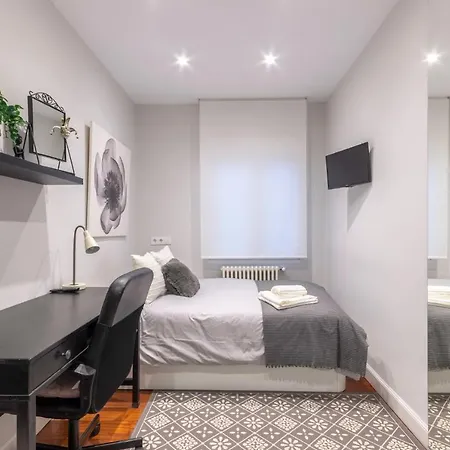 Arte V With Parking By Aston Lejlighed *