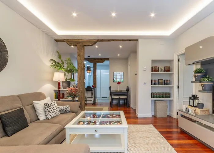 Arte V With Parking By Aston Appartamento *