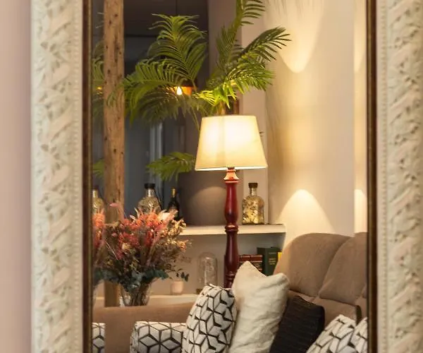 Arte V With Parking By Aston *